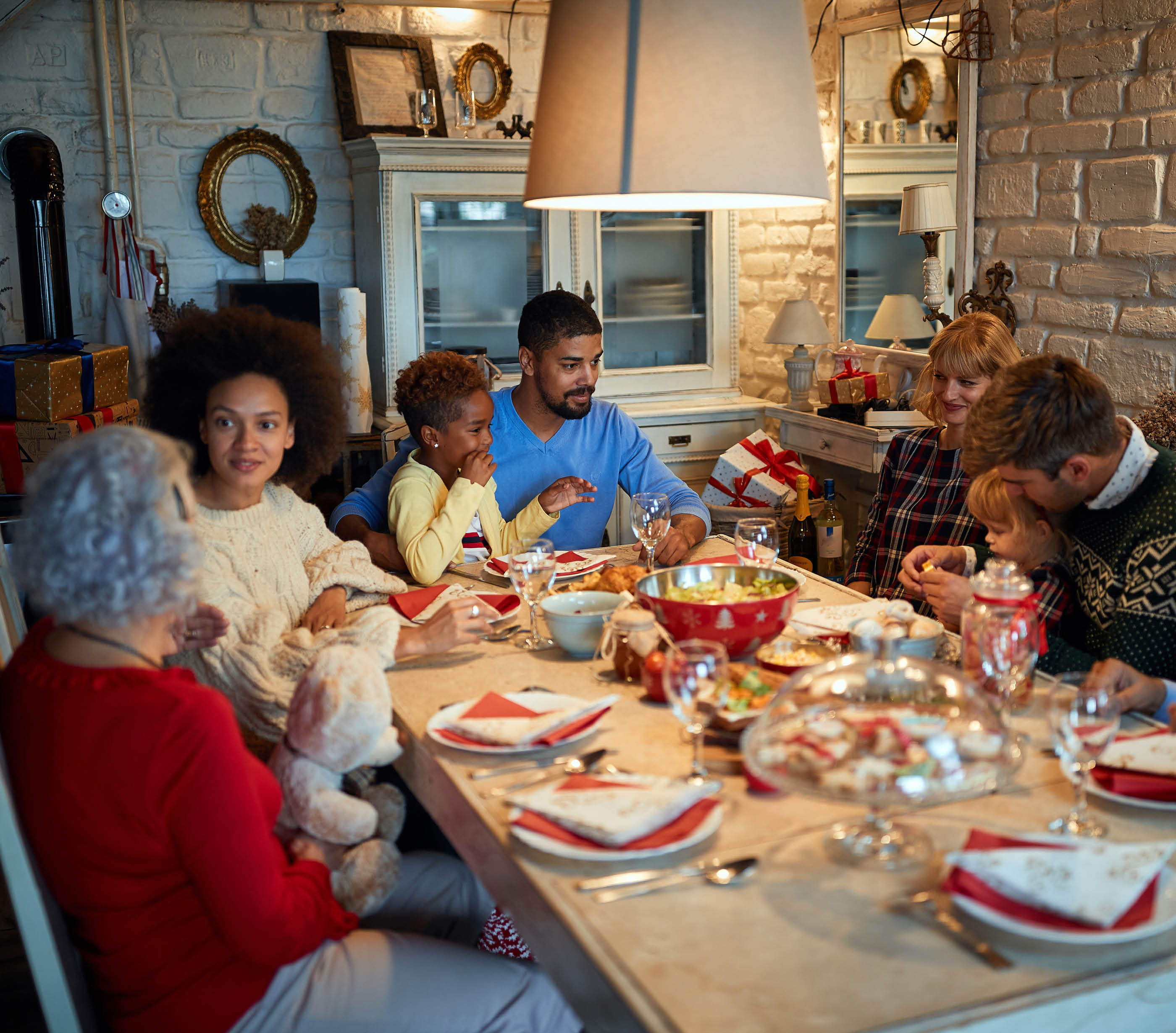 6 Ways to Make Holiday Money Talks Comfortable